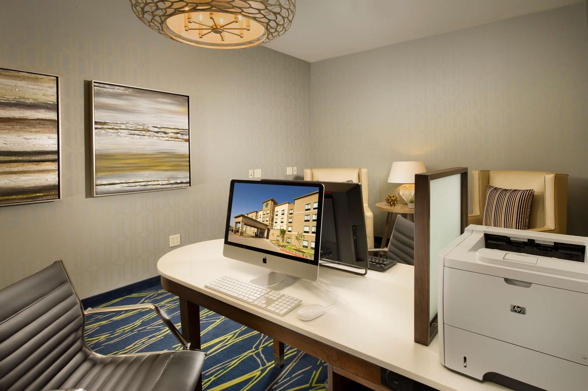 Homewood Suites By Hilton Мидланд Екстериор снимка