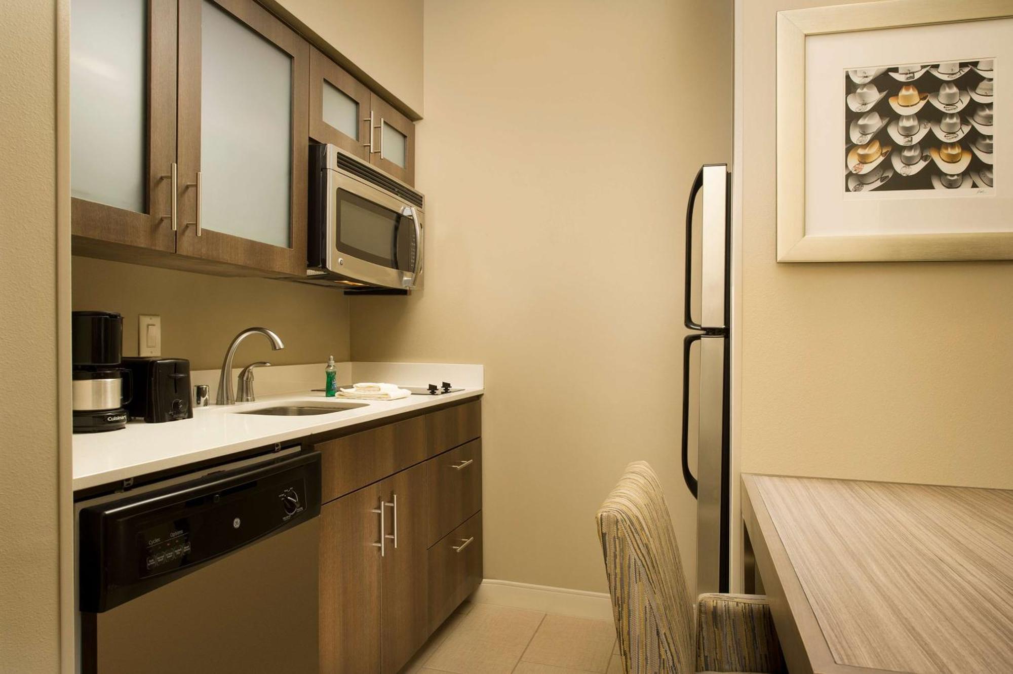 Homewood Suites By Hilton Мидланд Екстериор снимка