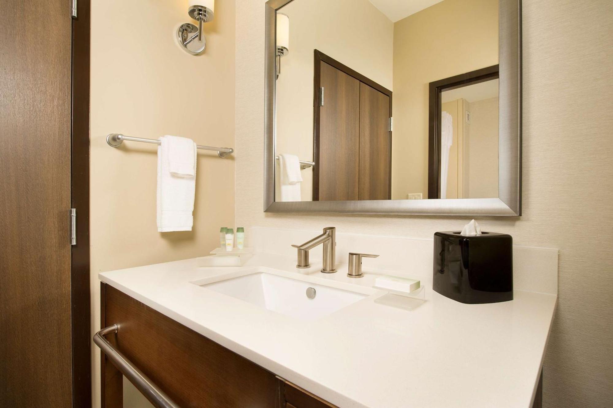 Homewood Suites By Hilton Мидланд Екстериор снимка